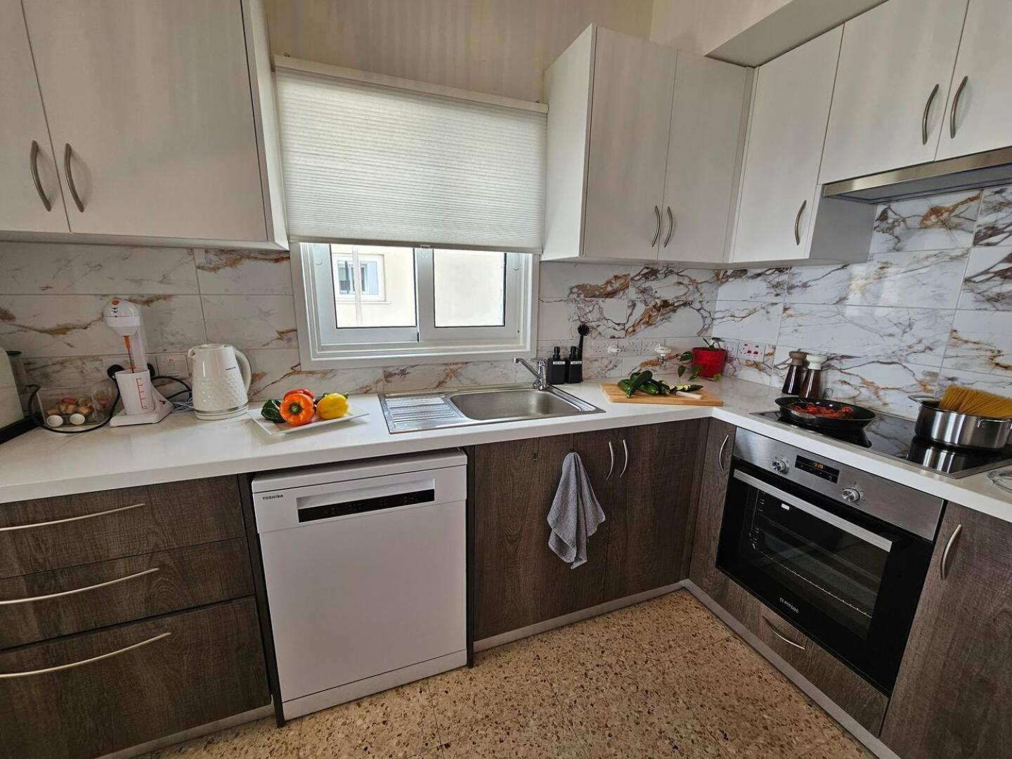 Ammos Beachfront Villa Paradise Larnaca Bagian luar foto