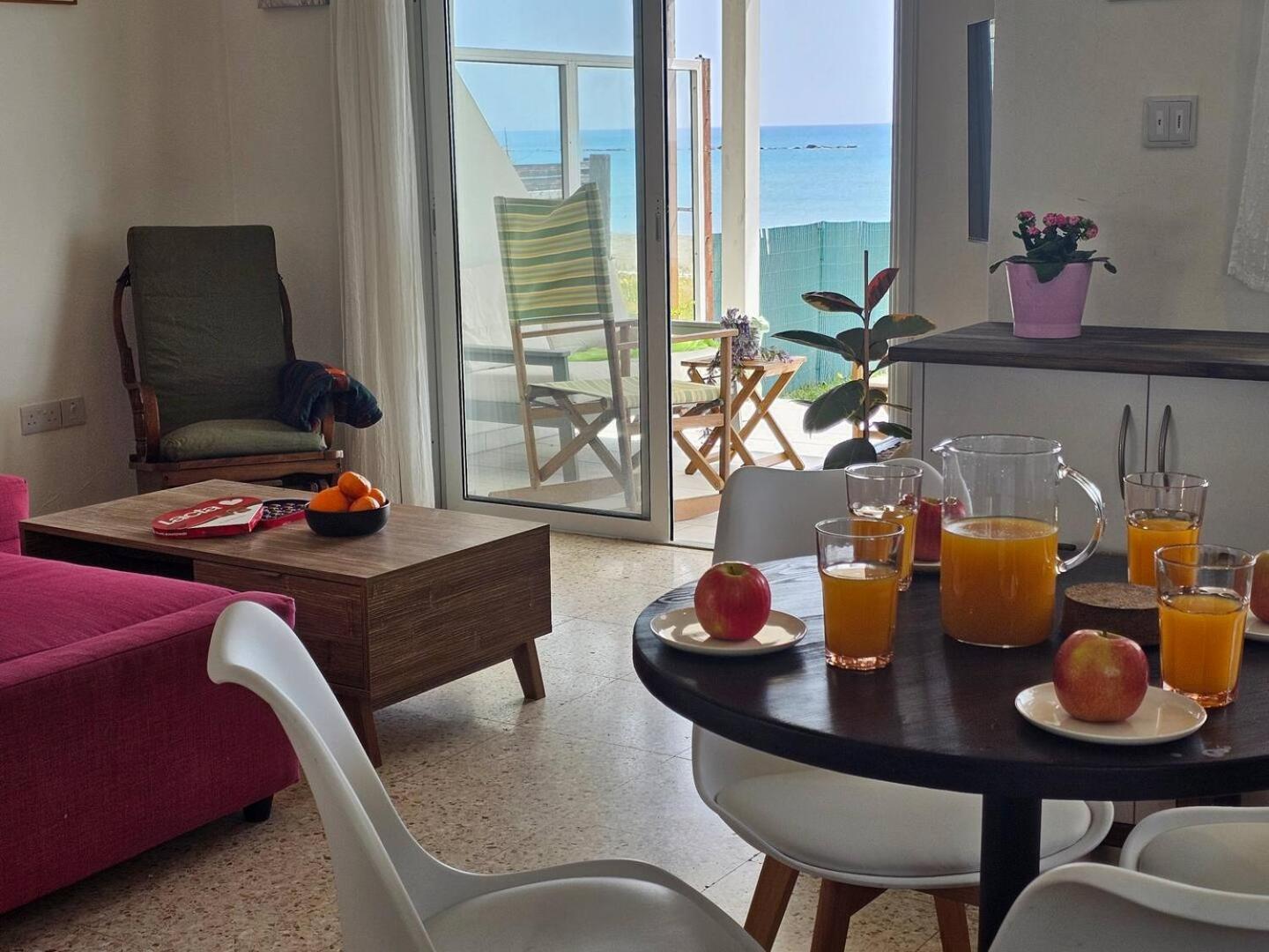 Ammos Beachfront Villa Paradise Larnaca Bagian luar foto